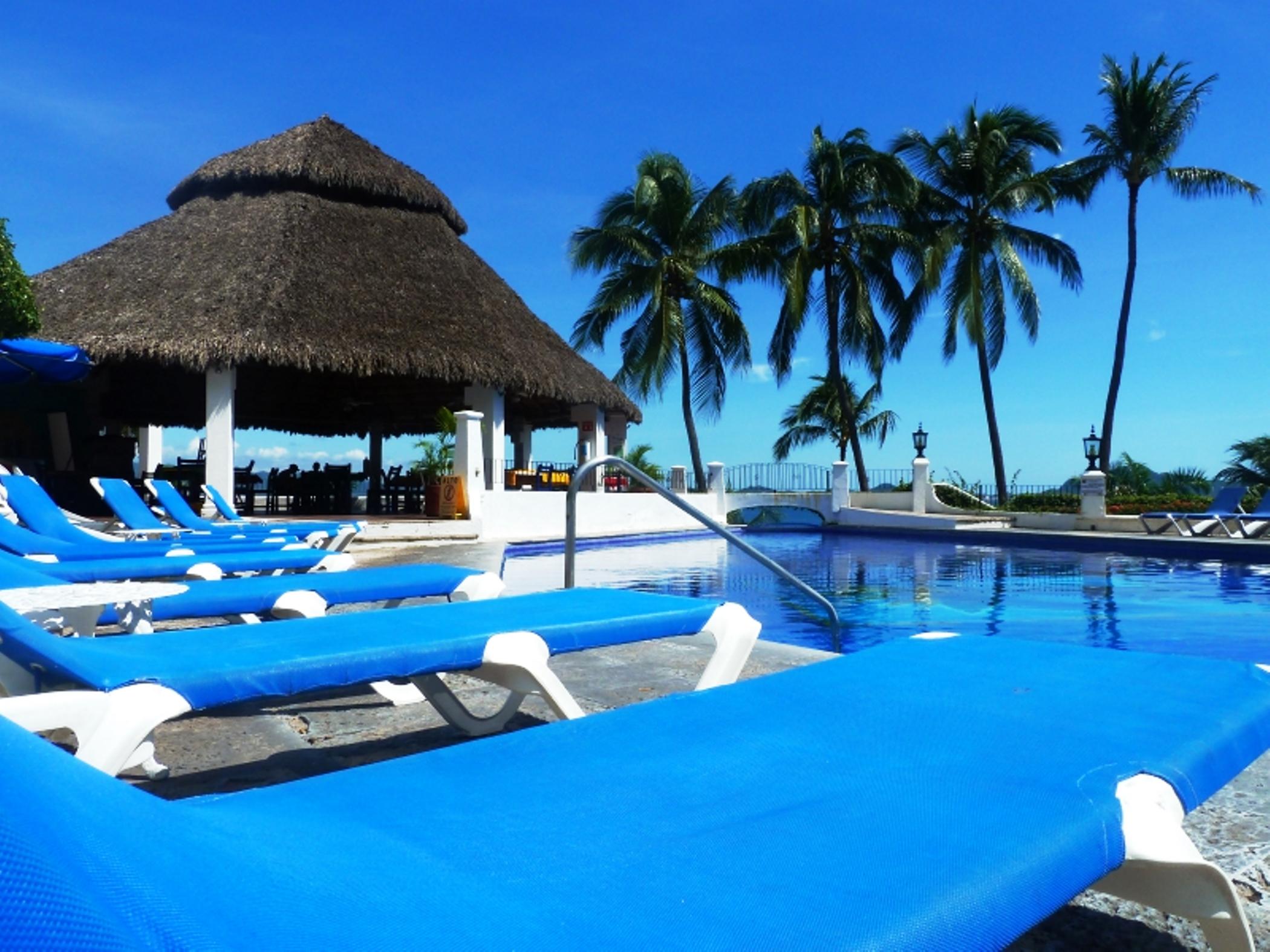 Dolphin Cove Inn Мансанільйо Екстер'єр фото